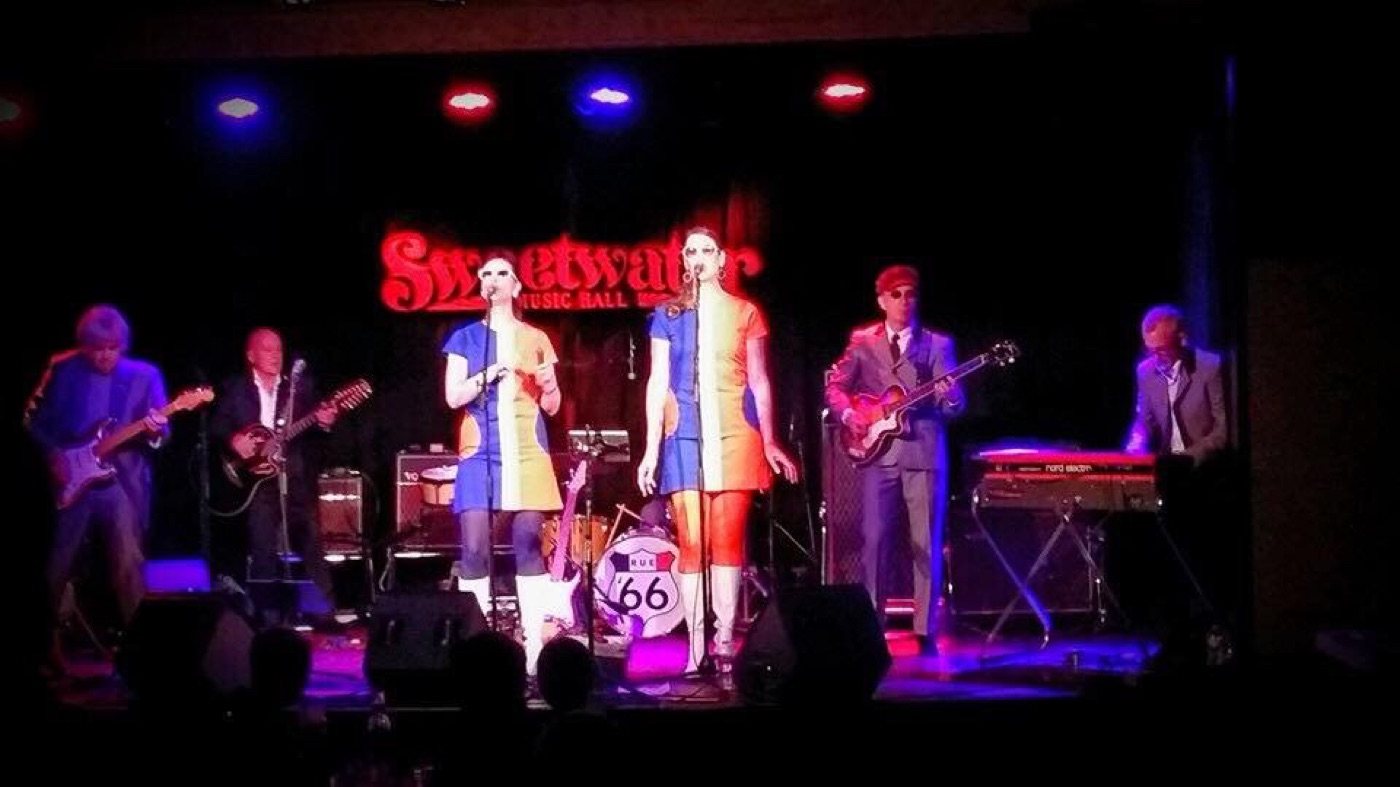 Rue '66 onstage at Sweetwater Music Hall
